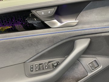 Passat Variant 1.5 TSI e W R-Line Pano R-Line LM – Bild 9
