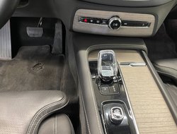 XC90 T8 Twin Engine PHEV Plus Dark Recharge ACC