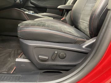 Kuga 2.5 Duratec PHEV ST-Line X ACC AHK AUT Kam. – Bild 10