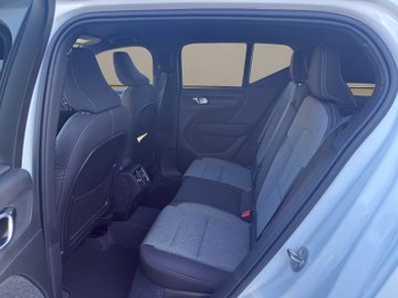 XC40 B3 Plus Black Edition Gewerbe Aktion – Bild 15