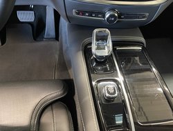 V60 Kombi T8 Twin Engine PHEV Ultimate Dark