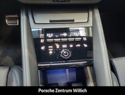 Macan 4S BOSE LED-Matrix Panorama Luftfederung