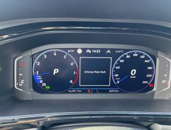 T-Roc 2.0 TSI 4Motion R-Line DCC Pano R-Line ACC