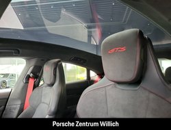 Taycan GTS HA-Lenkung Active-Ride Head-Up