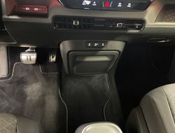 ID.Buzz Bus W Pro IQLight ACC AHK AUT Kam. Navi