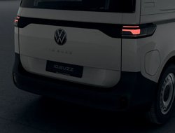ID. Buzz Cargo Pro 79 kWh mit SORTIMO inkl. 2 Sortimoregalböden
