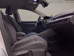 Golf VIII 1.5 eTSI Active ACC AUT Navi Virtual