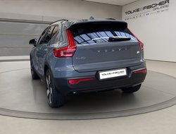 XC40 T4 Twin Engine PHEV Plus Dark Recharge AUT