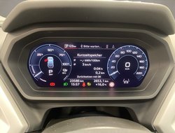 Q4 40 e-tron Basis ACC AUT Kam. Navi Standh. HUD