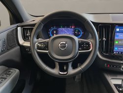 XC60 echarge T8 Twin Engine R Design Recharge