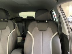 Q2 S-Line 35 1.5 TFSI S-line AHK AUT Kam. LED LM