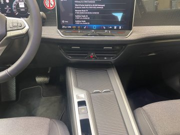 Passat Variant 1.5 eTSI W ACC AHK AUT Kam. LED – Bild 14