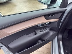 XC90 T8 AWD PHEV Plus Dark !!GEWERBE!! 0,5%