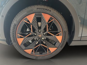 Raval Endurance Edition Dynamic 211 PS 52 kWh PDC – Bild 5