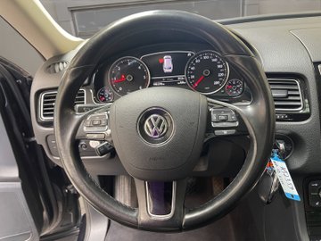 Touareg 4Motion 3.0 BMT V6 TDI Terrain Tech Pano – Bild 12