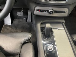 XC90 B5 (Diesel) Plus Dark ACC AHK AUT Kam. Navi