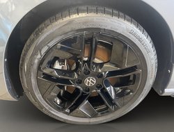 Passat Variant 1.5 TSI e W R-Line Pano R-Line LM