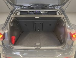 Golf VIII 1.5 eTSI W Style ACC AUT Kam. Navi HUD