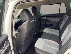 Octavia Combi DSG ACC AHK AUTO Navi Matrix