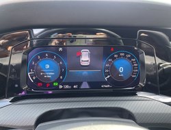 Golf VIII 1.5 eTSI R-Line R-Line IQLight ACC AHK