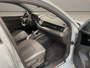 A1 Sportback 40 2.0 TFSI S-Line S-line AUT Navi – Bild 18