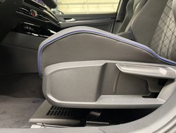 Golf R-Line Black Style 1.5 l eTSI DSG ACC AUT LM