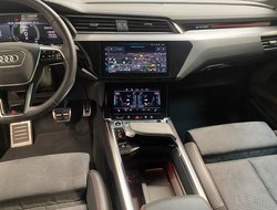 Q8 e-tron  55 quattro S-Line Pano S-line ACC AHK