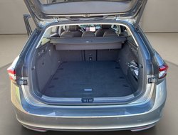 Superb Combi 2.0 TDI W Selection ACC AHK AUT HUD