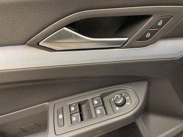 Golf Variant Energy DSG AHK ACC Netztrennwand – Bild 8