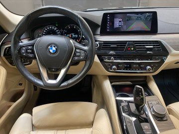 520d Limousine Luxury Line ACC AUT Kam. Leder LM – Bild 16