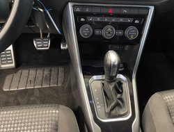 T-Roc 1.5 TSI Active AUT Navi el.Heck KlimaA. LM