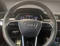 Q8 e-tron  55 quattro S-Line Pano S-line ACC AUT