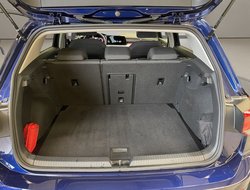 Golf VIII 1.5 eTSI Move ACC AUT Kam. Navi LED LM