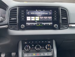 Karoq 1.0 TSI Selection AHK Navi PDC RFK SHZ