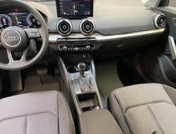 Q2 S-Line 35 1.5 TFSI S-line AHK AUT Kam. LED LM