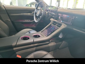 Taycan Sport Turismo Hinterachslenkung Panorama – Bild 22