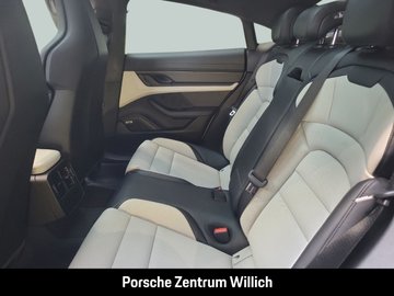 Taycan GTS InnoDrive Rückfahrkamera Head-Up BOSE – Bild 21