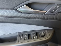 Golf VIII 1.5 eTSI R-Line R-Line AUT Kam. LED LM