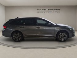 Octavia Combi 2.0 TDI DSG Balance ACC AHK Nav HUD