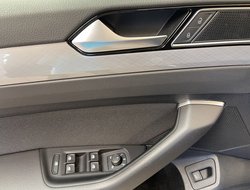 Passat Variant 1.5 TSI BMT Business ACC AHK AUT