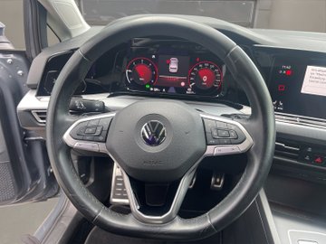 Golf VIII 2.0 TDI Active IQLight ACC AHK AUT HUD – Bild 11