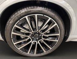 XC90 T8 AWD PHEV Ultra Black Edition Voll!!