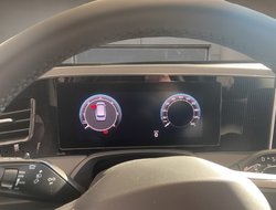 Passat Variant 2.0 TDI W Business DCC ACC AHK LM