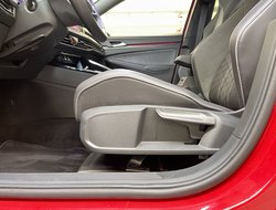 Golf VIII 1.5 eTSI R-Line R-Line ACC AUT Kam. LM