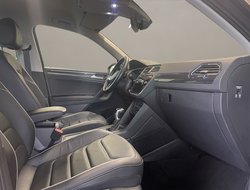 Tiguan 1.4 TSI Elegance ACC AHK AUT Kam. Leder