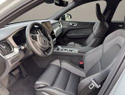 XC60 T8 AWDPLUS BLACK EDITION Lagom- Paket AHK