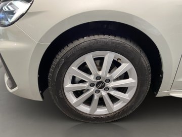 A1 Sportback 30 1.0 TFSI S-Line S-line ACC AUT – Bild 7
