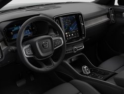 XC40 B3 Mild-Hybrid Plus Dark ACC AHK AUT Kam.