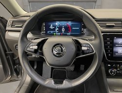 Superb Combi 2.0 TDI Style ACC AUT Kam. Navi LED