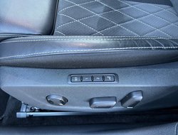 Octavia Combi 1.4 TSI RS iV DCC ACC AUT Navi HUD